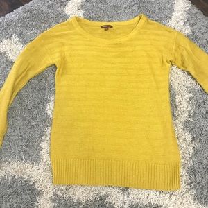 Hive & Honey mustard pullover sweater size small